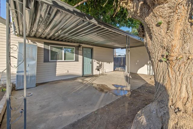 4722 E Florence Avenue, Fresno, CA 93725