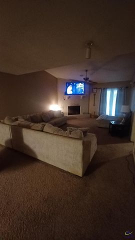 105 Leisure Lake Court, Warner Robins, GA 31088