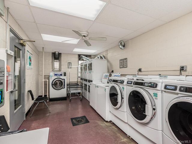 245 Rumsey Road 20, Yonkers, NY 10701