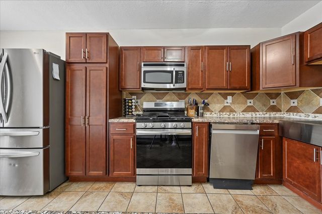 13 W 4th Street, Bixby, OK 74008