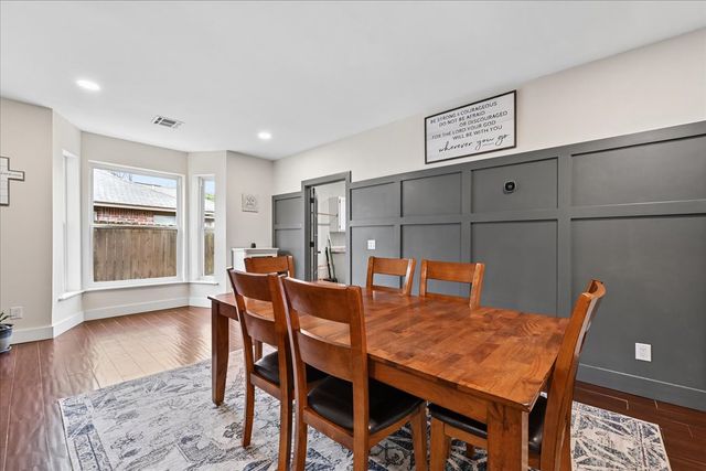 13 W 4th Street, Bixby, OK 74008