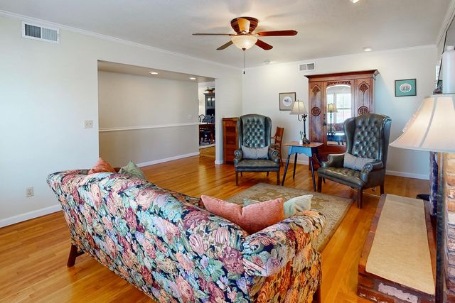 1270 Maple Ave, Yuba City, CA 95991