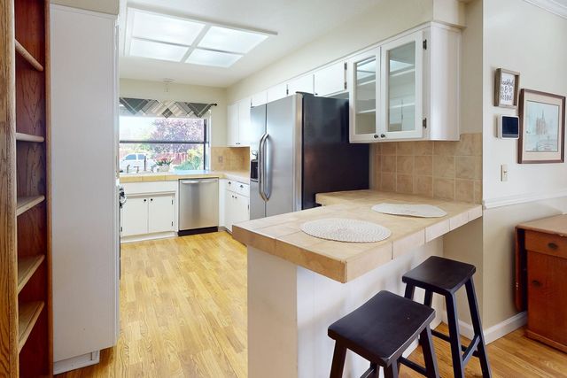 1270 Maple Ave, Yuba City, CA 95991