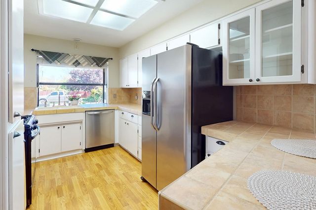 1270 Maple Ave, Yuba City, CA 95991