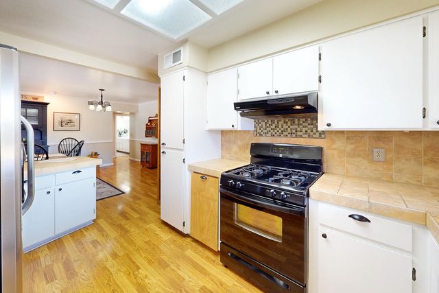 1270 Maple Ave, Yuba City, CA 95991