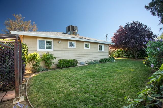 1270 Maple Ave, Yuba City, CA 95991