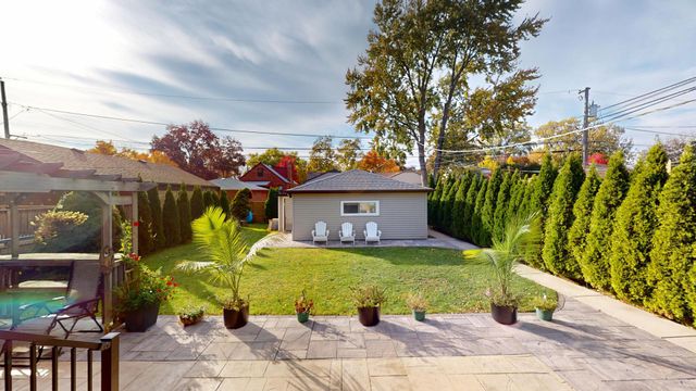 8206 Keeler Avenue, Skokie, IL 60076