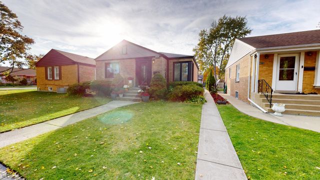 8206 Keeler Avenue, Skokie, IL 60076