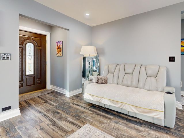 8206 Keeler Avenue, Skokie, IL 60076