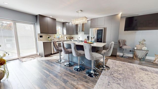 8206 Keeler Avenue, Skokie, IL 60076