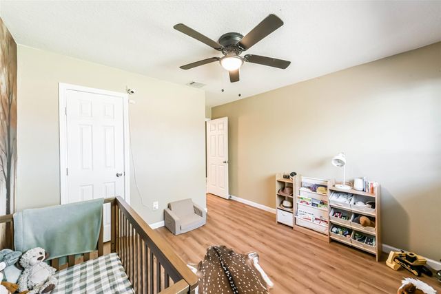 323 Coventry Lane, Alvin, TX 77511