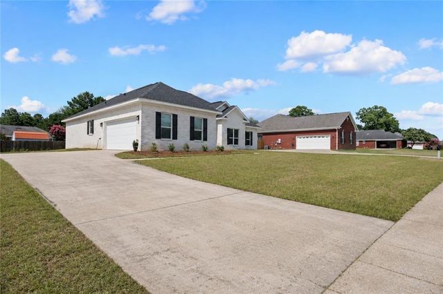 8284 Amanda Lane, Irvington, AL 36544