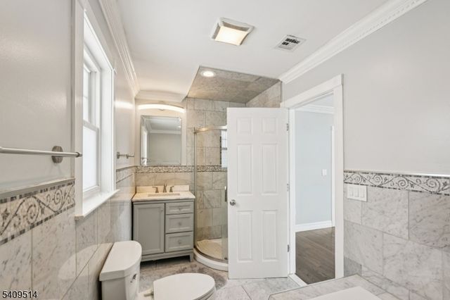 45 Wilmore Rd, Little Falls Twp., NJ 07424