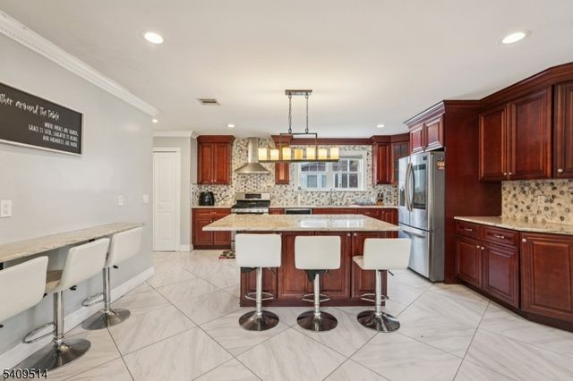 45 Wilmore Rd, Little Falls Twp., NJ 07424