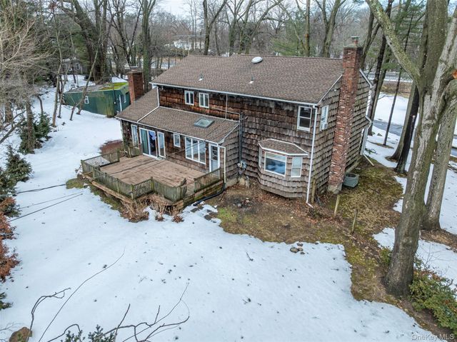 1 Pine Hill Terrace, Old Brookville, NY 11545