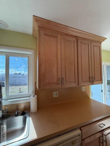 1638 Garfield Street, Idaho Falls, ID 83403