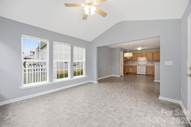 325 Dutchmans Meadow Drive, Mount Holly, NC 28120