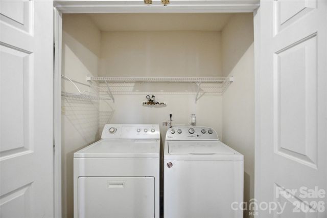 325 Dutchmans Meadow Drive, Mount Holly, NC 28120