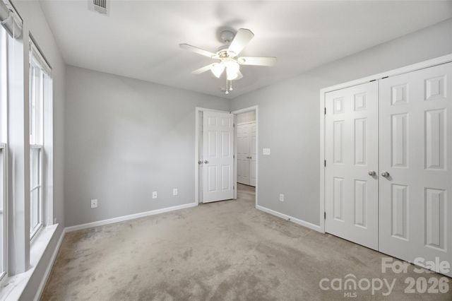 325 Dutchmans Meadow Drive, Mount Holly, NC 28120