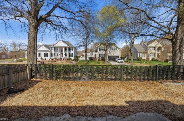 2003 Augusta CT, Suffolk, VA 23435