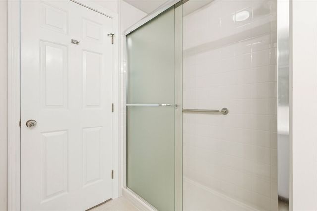 6 Teal Circle 6, Walpole, MA 02081