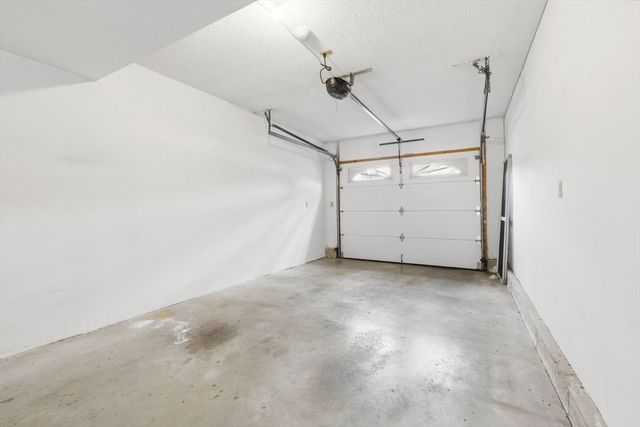 6 Teal Circle 6, Walpole, MA 02081