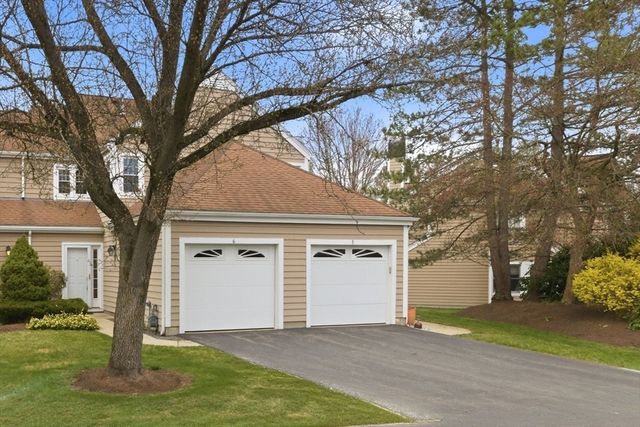 6 Teal Circle 6, Walpole, MA 02081