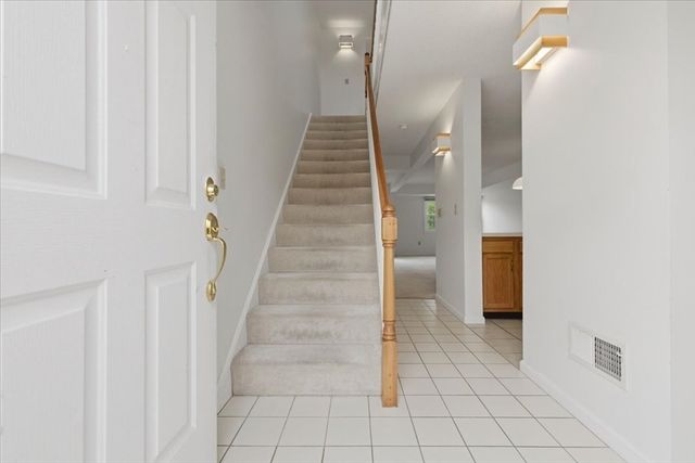 6 Teal Circle 6, Walpole, MA 02081