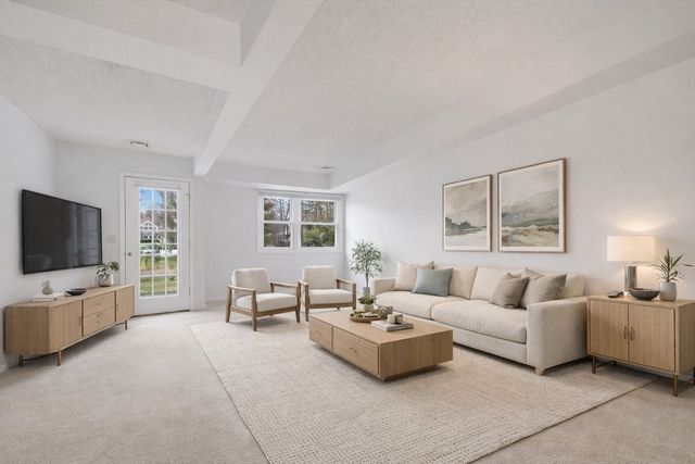 6 Teal Circle 6, Walpole, MA 02081