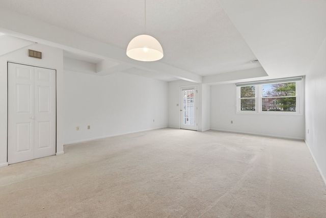 6 Teal Circle 6, Walpole, MA 02081