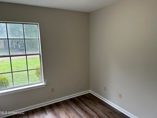 8105 Elmbrook Drive, Southaven, MS 38671