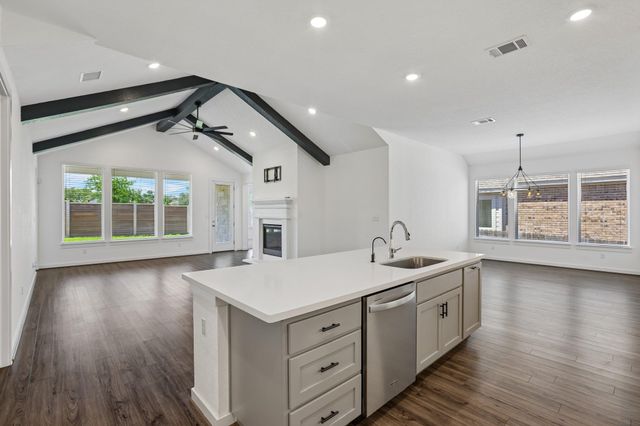 317 Independence DR, Kyle, TX 78640