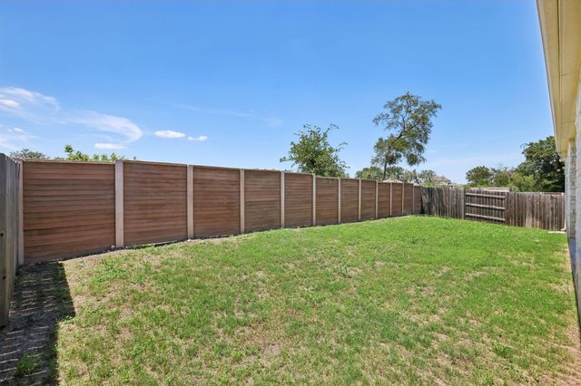 317 Independence DR, Kyle, TX 78640
