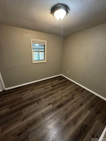 27 ardmore, Little Rock, AR 72209