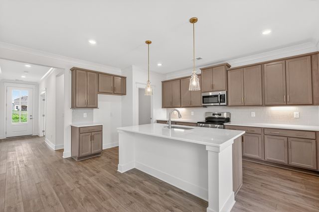 241 Hampshire Way, White House, TN 37188