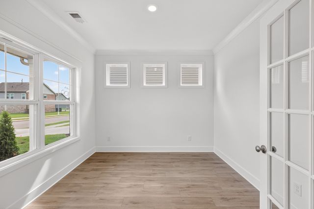 241 Hampshire Way, White House, TN 37188