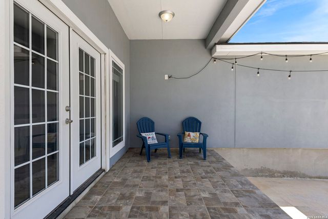 112 SUMMER MEADOW DR, La Vernia, TX 78121