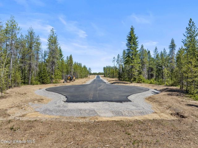 5 Ellington Ct, Athol, ID 83801