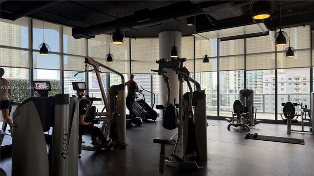 45 SW 9th Street 1106, Miami, FL 33130