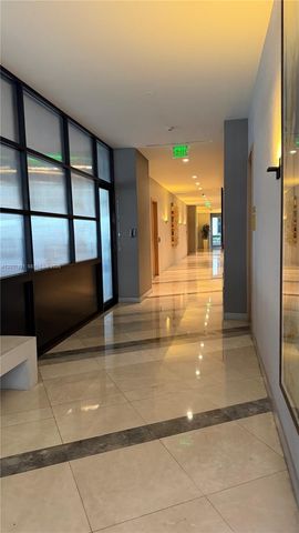 45 SW 9th Street 1106, Miami, FL 33130