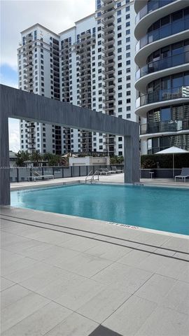 45 SW 9th Street 1106, Miami, FL 33130