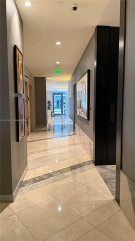 45 SW 9th Street 1106, Miami, FL 33130