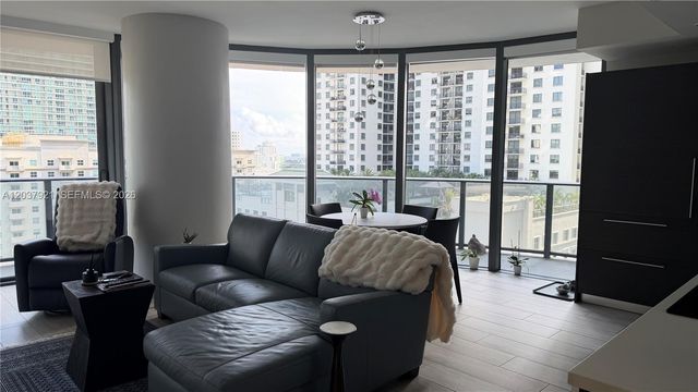 45 SW 9th Street 1106, Miami, FL 33130