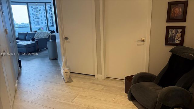 45 SW 9th Street 1106, Miami, FL 33130