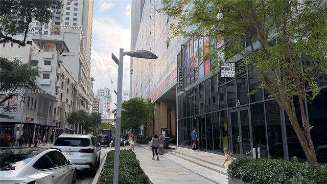 45 SW 9th Street 1106, Miami, FL 33130