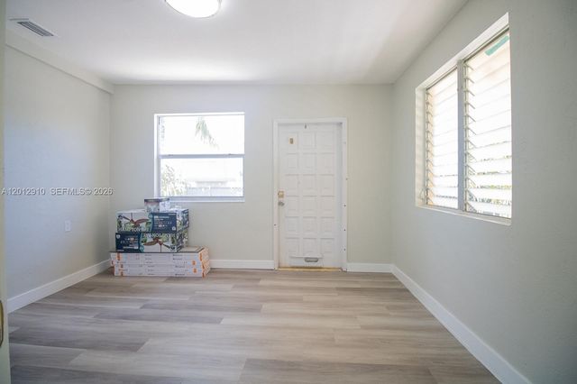 5860 SW 9th St A, West Miami, FL 33144