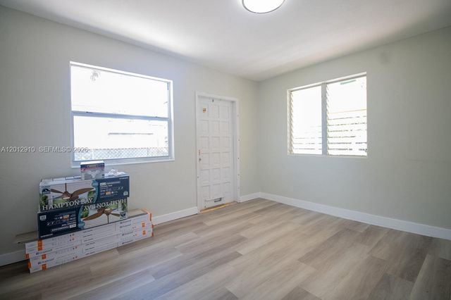 5860 SW 9th St A, West Miami, FL 33144