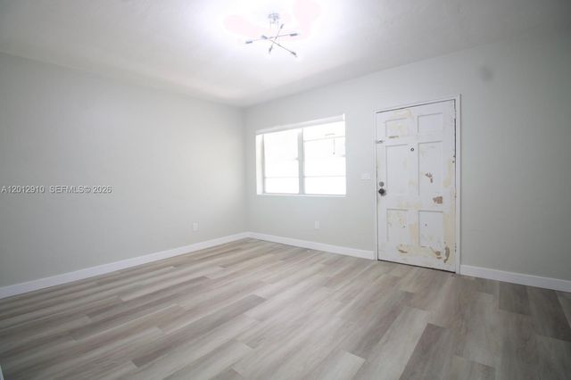 5860 SW 9th St A, West Miami, FL 33144