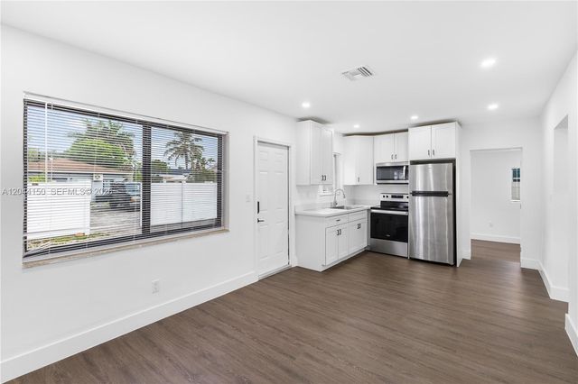 1918 Taft Street Rear Unit, Hollywood, FL 33020