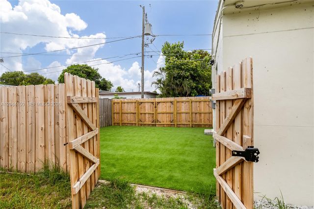1918 Taft Street Rear Unit, Hollywood, FL 33020